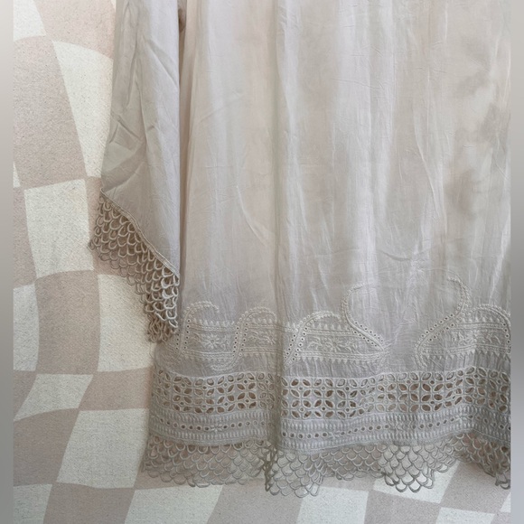 Johnny Was Beautiful Womens Ivory Floral Embroidered Long Sleeve Top Size Medium - Picture 7 of 8